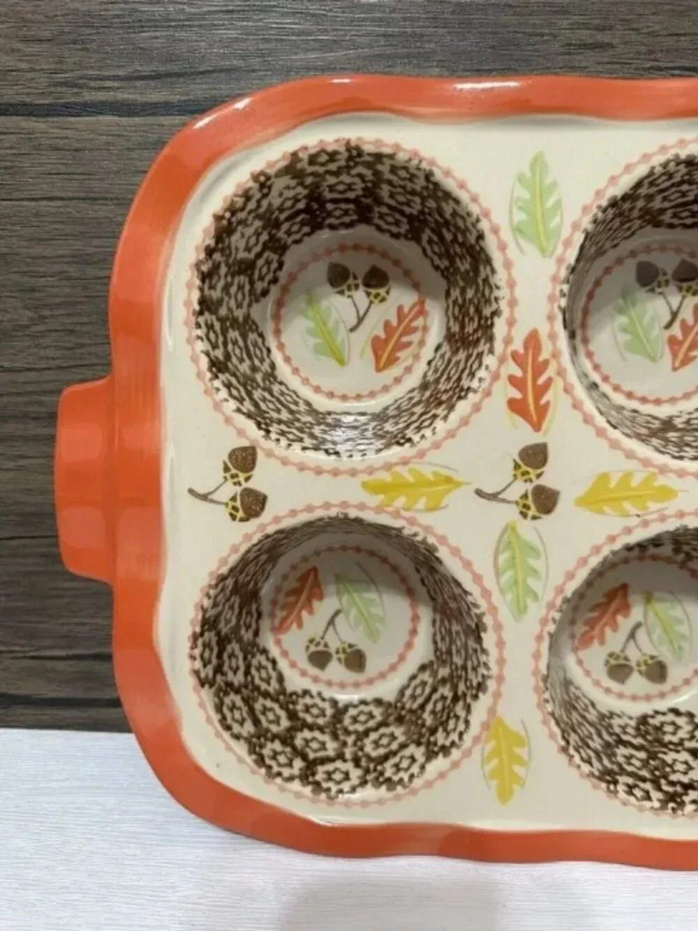 NEW Temptations by Tara Muffin Pan Old World Harvest Fall Acorns Cupcake